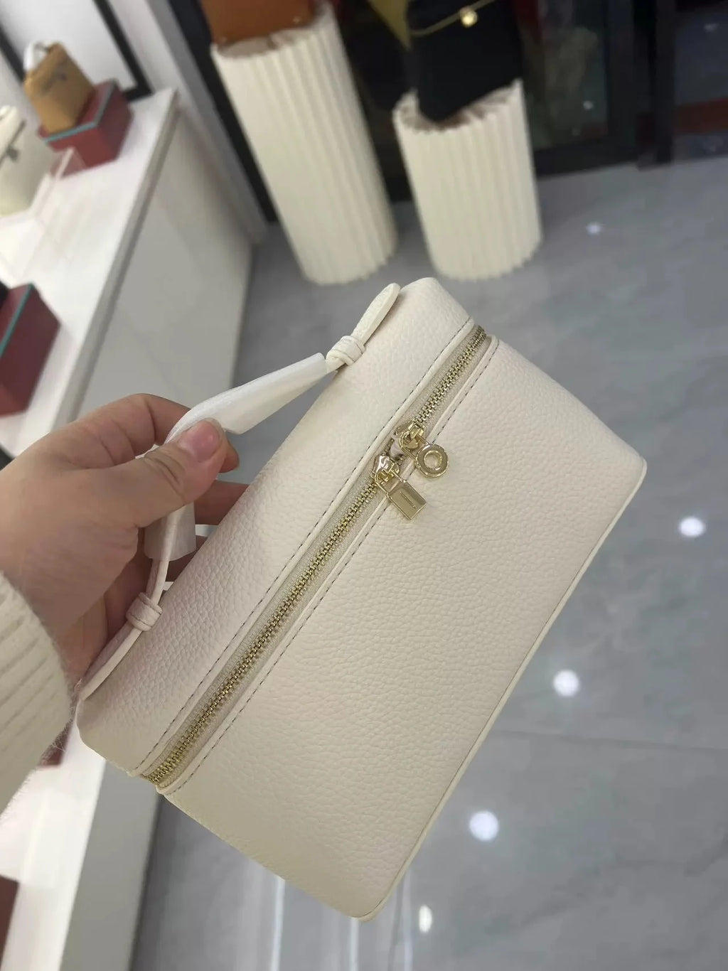 Luxury Soft Genuine leatherssbody Bag Single should Handbag women's Makeup Bag were born as a Tote Bag Crossbody Style