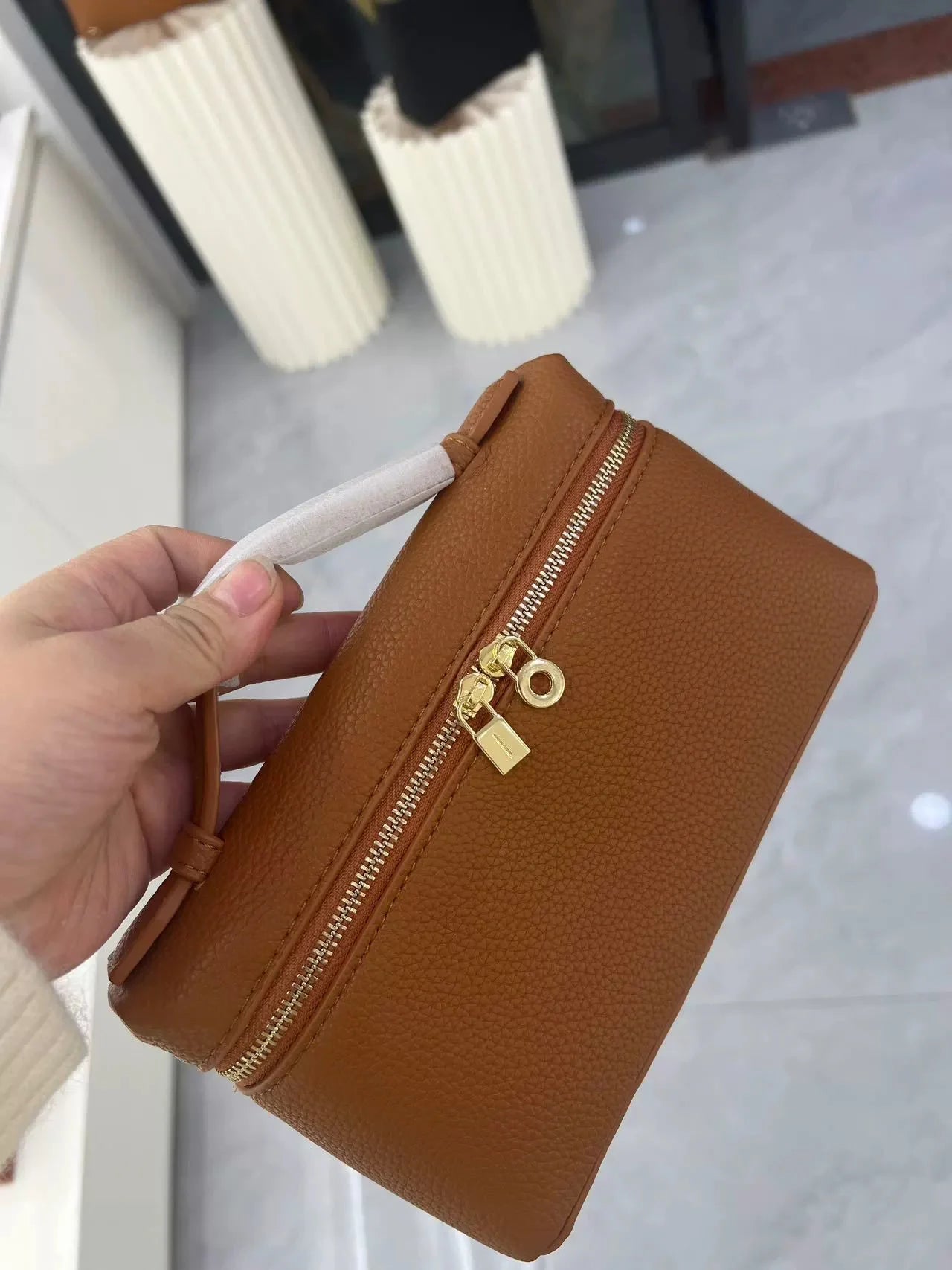Luxury Soft Genuine leatherssbody Bag Single should Handbag women's Makeup Bag were born as a Tote Bag Crossbody Style