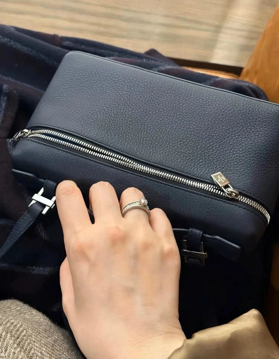 Luxury Soft Genuine leatherssbody Bag Single should Handbag women's Makeup Bag were born as a Tote Bag Crossbody Style