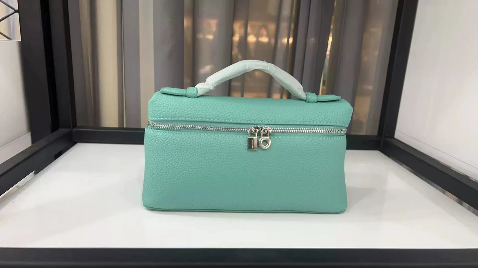 Luxury Soft Genuine leatherssbody Bag Single should Handbag women's Makeup Bag were born as a Tote Bag Crossbody Style