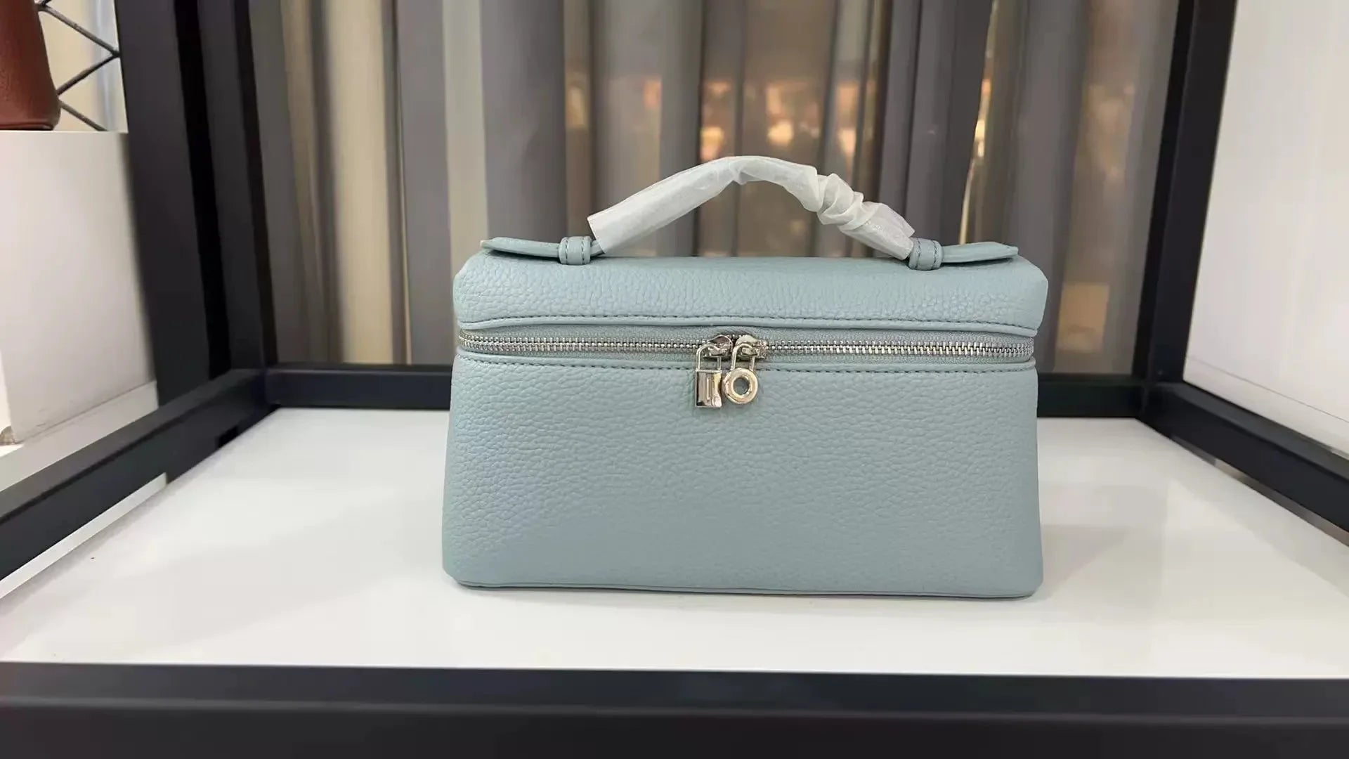 Luxury Soft Genuine leatherssbody Bag Single should Handbag women's Makeup Bag were born as a Tote Bag Crossbody Style